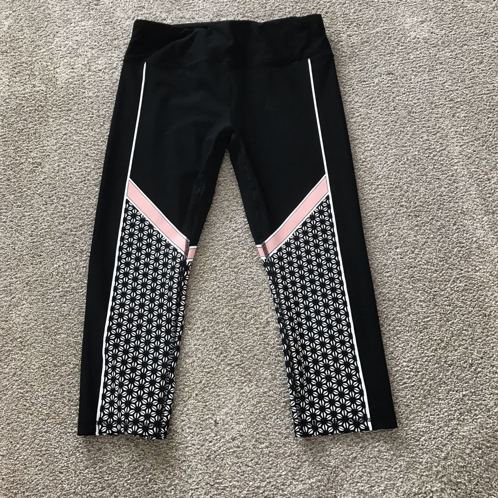 Sz L NWOT RBX black yoga capris